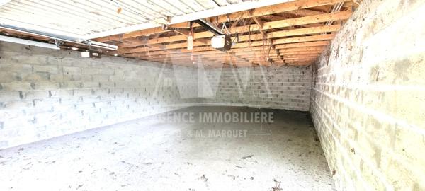 GARAGE D'ENVIRON 72 m² SUR TERRAIN CONSTRUCTIBLE VIABILISE DE 494 m²