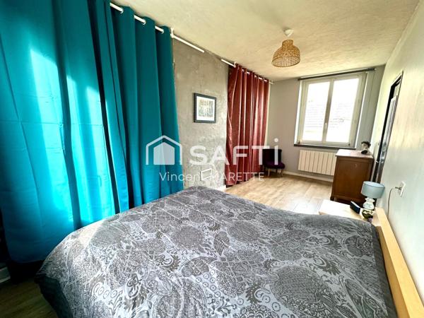 Maison de ville chaleureuse et fonctionnelle