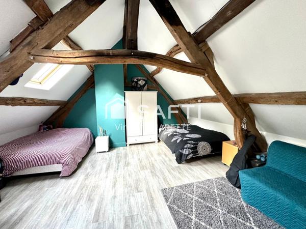 Maison de ville chaleureuse et fonctionnelle