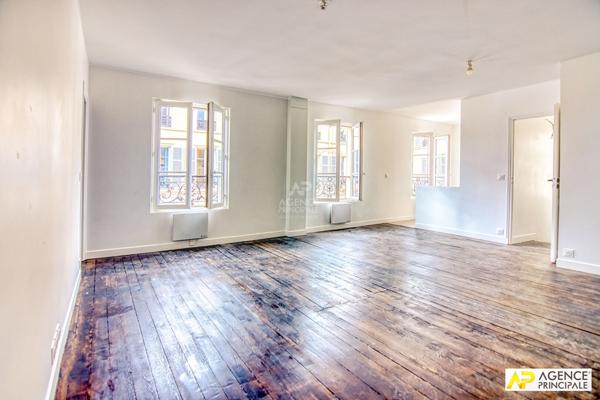 Versailles Notre-Dame Appartement 5 pièces 120 m² 1er et denier étage €949 000 ** - Référence 27509