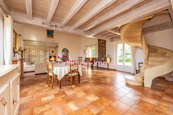 Maison à vendre 8 pièces de 278 m²