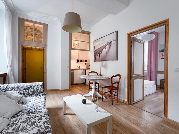 Appartement T2 dans l'hyper centre d'Angers sans travaux avec le charme de l'ancien