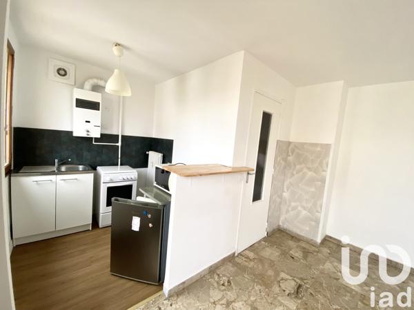 Studio 1 pièce de 23 m² à Nîmes (30000)