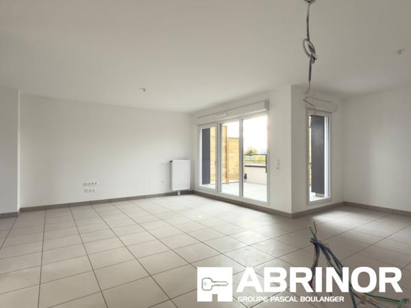 Grand T3/T4 avec terrasse 47 m² et 2 parkings – Saint-Honoré AMIENS