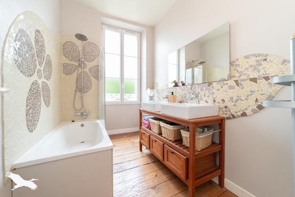 Maison à vendre |  Blaye |  5 pièces | 184 m²