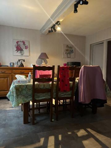 27210 Beuzeville Maison 3 pièces avec cour  101 000 Euros