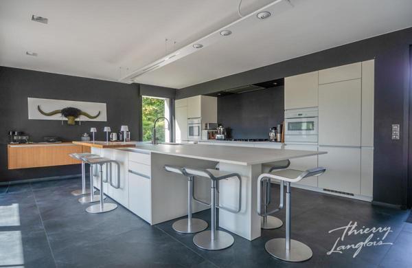 Maison contemporaine semi plain-pied de 182 m2 habitables
