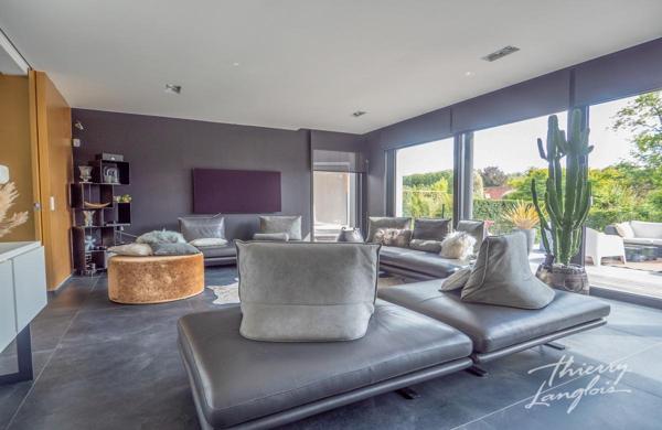 Maison contemporaine semi plain-pied de 182 m2 habitables