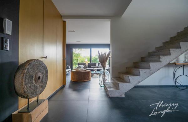 Maison contemporaine semi plain-pied de 182 m2 habitables