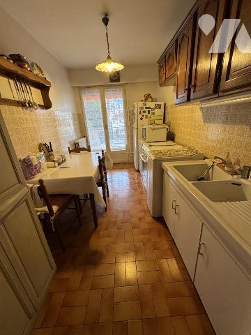 Antibes appartement 3 pièces dans copropriété fermée avec terrasse 