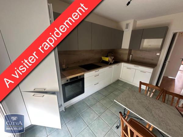 Appartement à louer 4 pièces 99.71m²