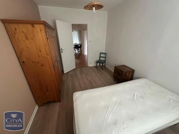 Appartement à louer 4 pièces 99.71m²