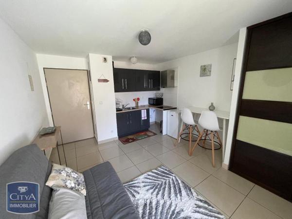 Appartement à louer 1 pièce 18.71m²