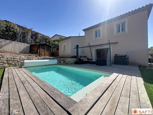 La Roquette S/Siagne : villa avec piscine + garage.