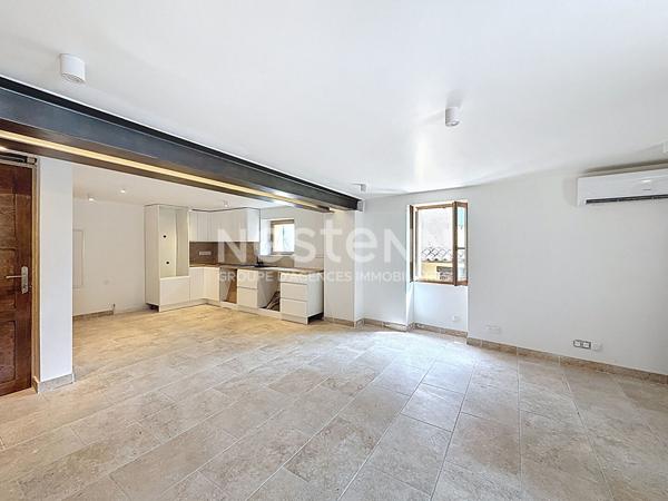 À VENDRE EN EXCLUSIVITÉ - DUPLEX 3 pièces 73,68 m² habitables - Peymeinade- Calme, Commodités proche, Tout refait à neuf