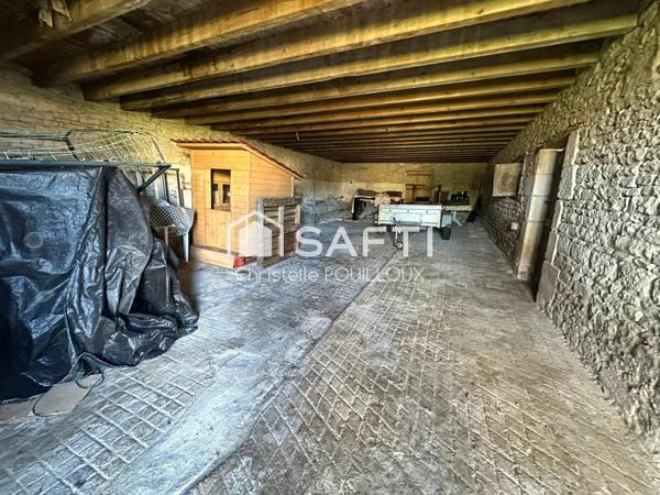 Deux habitations indépendantes avec dépendances et fort potentiel
