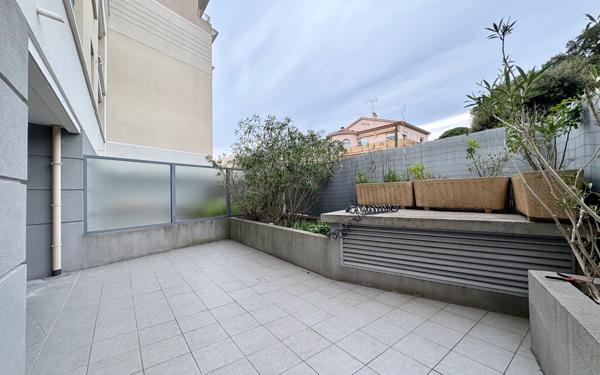 Appartement à vendre    2 pièces • 46,50 m2 Mandelieu-la-Napoule