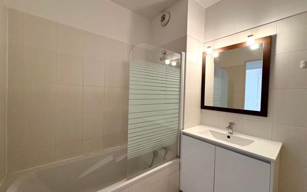 Appartement à vendre    2 pièces • 46,50 m2 Mandelieu-la-Napoule