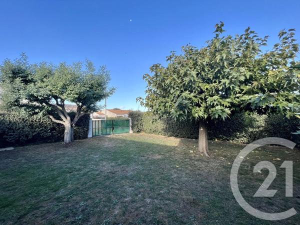 Maison à vendre  4 pièces - 54,05 m 2   ST PIERRE D OLERON  - 17