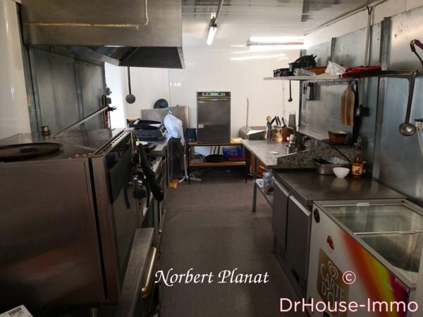 Commerce à vendre 9 pièces de 227 m²