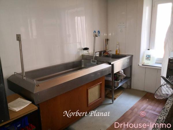 Commerce à vendre 9 pièces de 227 m²