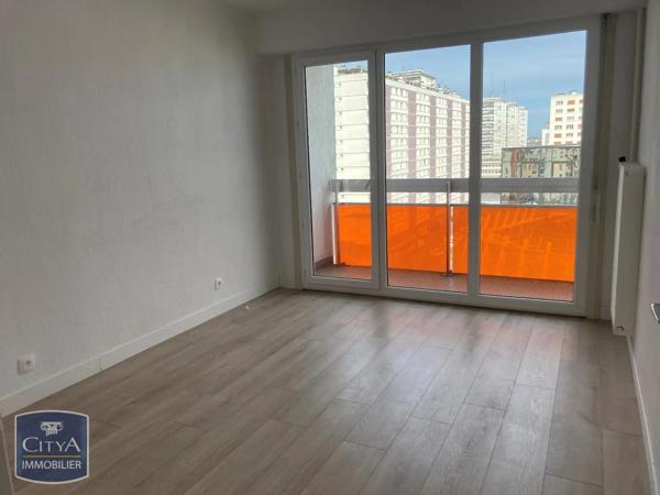 Appartement à louer 4 pièces 86.93m² Orléans (45000)