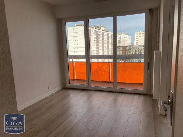 Appartement à louer 4 pièces 86.93m² Orléans (45000)