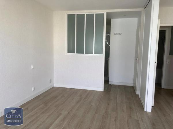 Appartement à louer 4 pièces 86.93m² Orléans (45000)