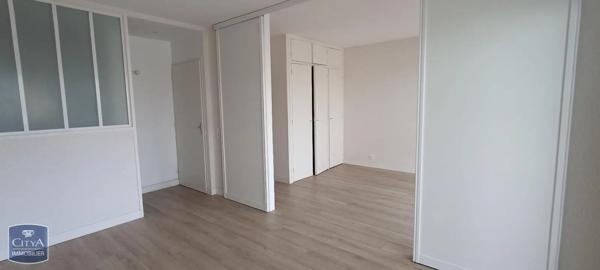 Appartement à louer 4 pièces 86.93m² Orléans (45000)