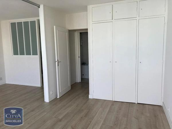 Appartement à louer 4 pièces 86.93m² Orléans (45000)