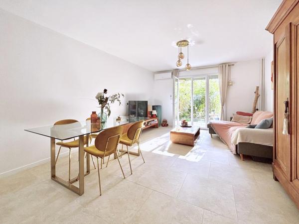 Appartement T3 rénové et meublé de 70m² - Hyères