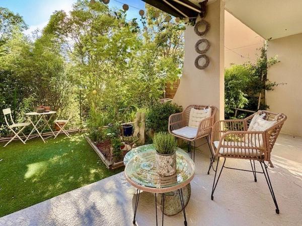 Appartement T3 rénové et meublé de 70m² - Hyères