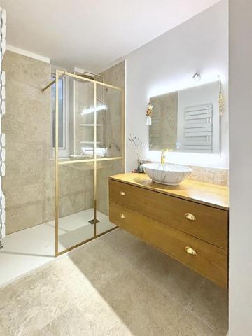 Appartement T3 rénové et meublé de 70m² - Hyères
