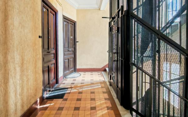 Appartement à vendre    3 pièces • 53 m2 Nice