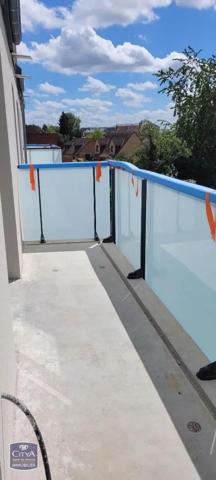 Appartement à louer 4 pièces 81.59m² Templemars (59175)