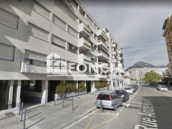 Location Parking 12.7 m² - LE MERIDIEN Grenoble 38100