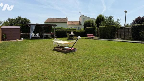 Maison 3 pièces, 2 ch, garage et jardin clos de 730m2