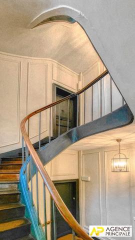 Versailles Notre-Dame - Avenue de Saint-Cloud Appartement 2/3 pièces - 67 m² 2 éme étage avec grenier. €575 000 ** - Référence 27555