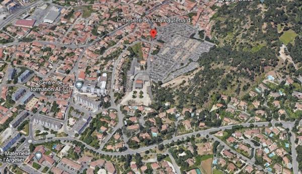 Terrain à vendre    Châteaurenard