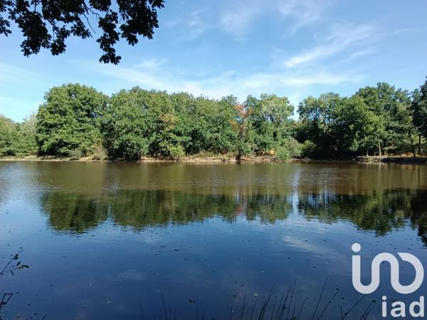 Land for sale 37 398 m² Bord-Saint-Georges