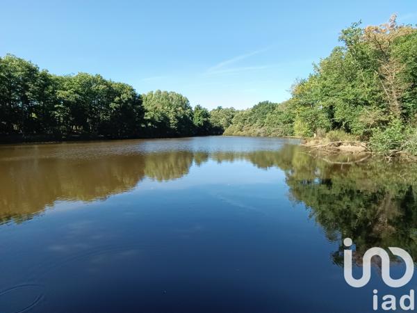 Land for sale 37 398 m² Bord-Saint-Georges