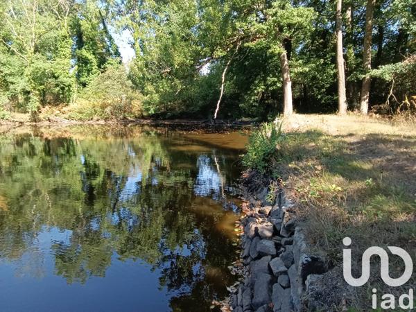 Land for sale 37 398 m² Bord-Saint-Georges