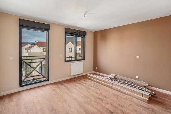 Maison Nanterre 5 pièce(s) 135,14 m2