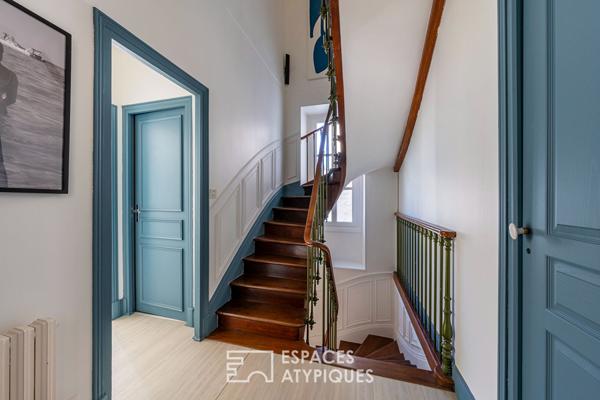 La maison bourgeoise, au calme et en plein coeur de ville.