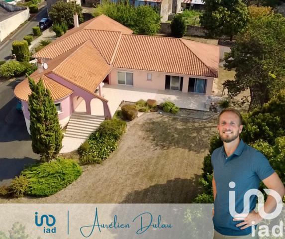 House for sale 6 rooms 223 m² Mirebeau