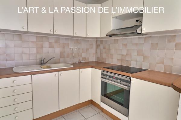 Allauch (13190) Appartement T2 avec box garage, village d'ALLAUCH