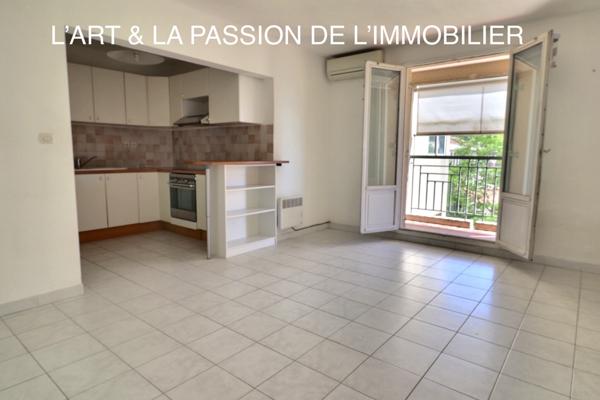 Allauch (13190) Appartement T2 avec box garage, village d'ALLAUCH