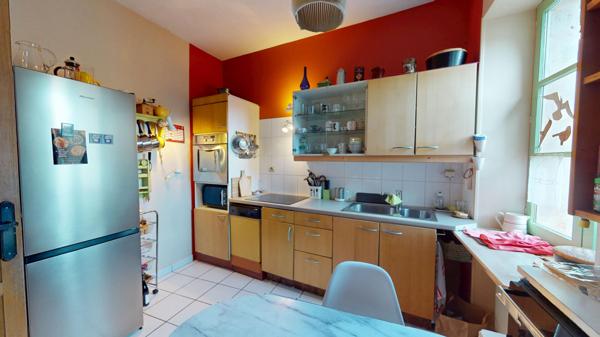 Appartement de caractère, centre ville de Nevers , 180m2