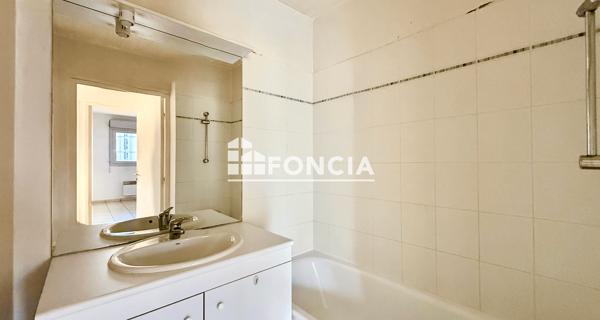À vendre Appartement 2 pièces 45 m² - Villefontaine 38090