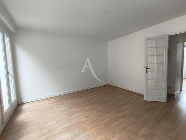 Pau,T3 lumineux avec cave,acenseur, résidence calme